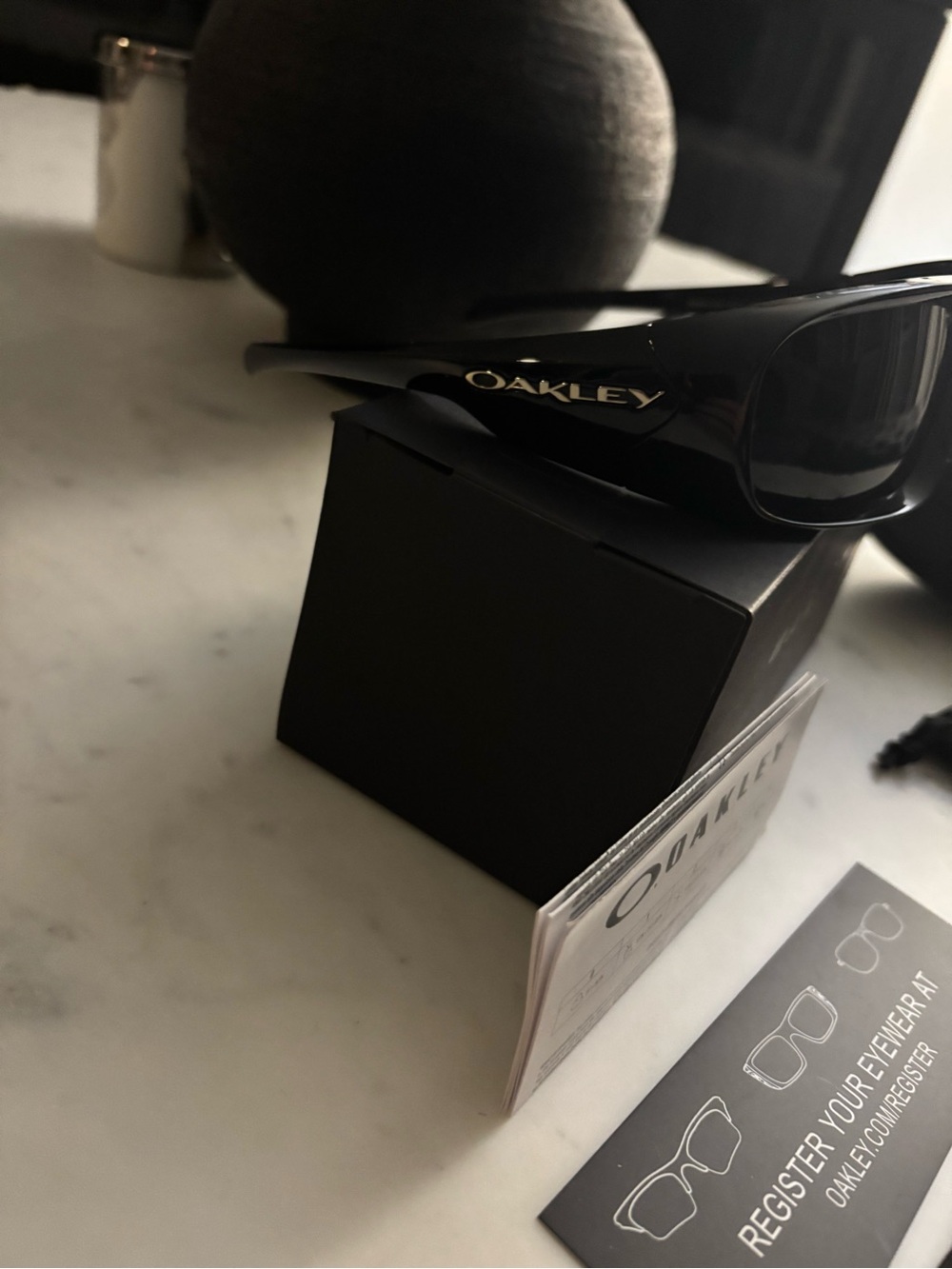 Oakley Belleville Sunglasses - Picture 4 of 7